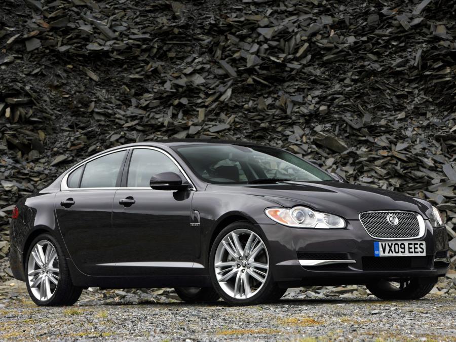  Jaguar XF Diesel S 2009 года  (фото 17 из 82)